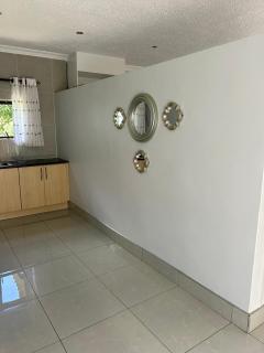 Golden Acres garden view - 2323 - 1