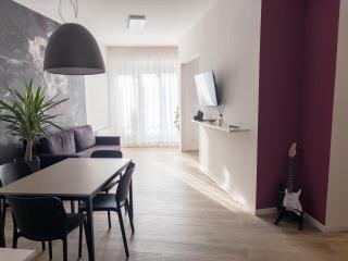 Suite In Town Home - 9