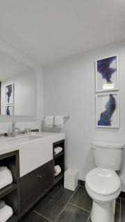 712 Double Queen Near MetLife & American Dream - 5