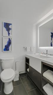 714 Double Queen Near MetLife & American Dream - 4