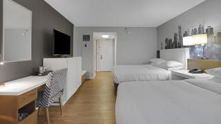 715 Double Queen Near MetLife & American Dream - 8