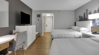 715 Double Queen Near MetLife & American Dream - 7