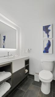 716 Double Queen Near MetLife & American Dream - 9