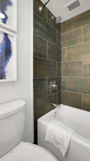 717 Double Queen Near MetLife & American Dream - 1