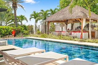 Villa Kyra - Luxe & XXL Pool at Grand-Baie - 8