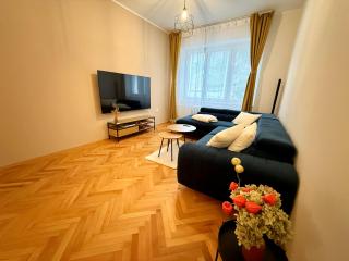 Ravine Apartments - Parking - Brno - 2