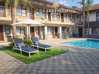 Lakefield Hotel - Benoni - 2