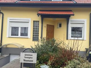 Gästehaus Neumann - 0