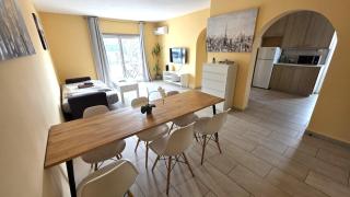 Spacious Lightflooded 2BR Apt / Near Center & Harbour - 1