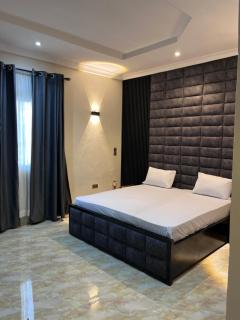 SoftLife Apartments By Sarathy - 9