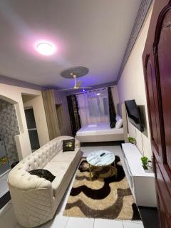 Nicky Host Mombasa - 2