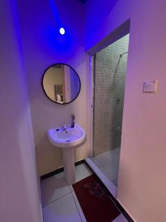 Nicky Host Mombasa - 1