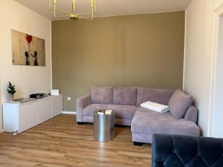 Boutique Apartment by Cosy Homes - Stylish and Quiet - 9