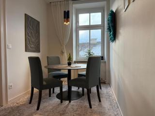 Boutique Apartment by Cosy Homes - Stylish and Quiet - 6