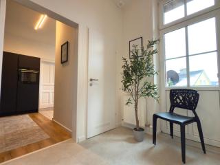 Boutique Apartment by Cosy Homes - Stylish and Quiet - 4