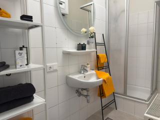 Boutique Apartment by Cosy Homes - Stylish and Quiet - 1