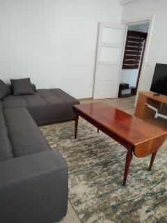 Central Apartment near Piatra Singuratică - Bălan - 5