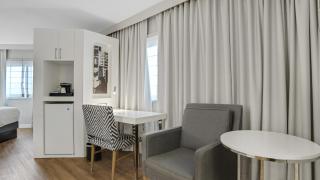 726 King Corner Near MetLife & American Dream - Secaucus - 9