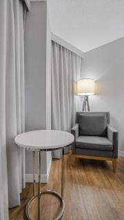 728 King Corner Near MetLife & American Dream - 1