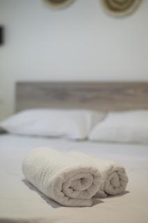 Ethereal Ilios By The Sea- Central & Cozy Stay - 3