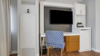 802 King Corner Near MetLife & American Dream - 4