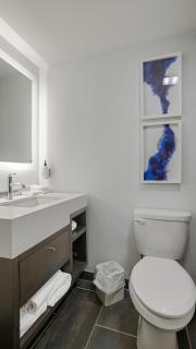 802 King Corner Near MetLife & American Dream - 5