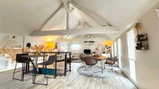 Maison Cathédrale - Ancien atelier d'artiste contemporain - 0