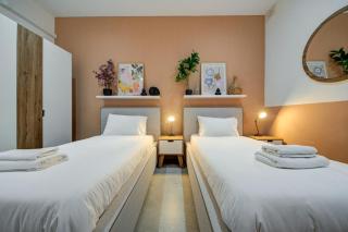 A 3BR Designer home with Private Pool & Terrace by 360 Estates - 4