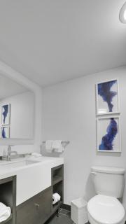 812 Double Queen Near MetLife & American Dream - 1