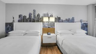 818 Double Queen Near MetLife & American Dream - 6