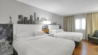 819 Double Queen Near MetLife & American Dream - 0