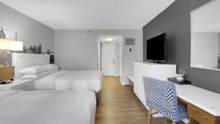 820 Double Queen Near MetLife & American Dream - 8