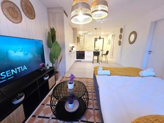 New 2 Bedrooms Flat in Limpertsberg City Center - 9