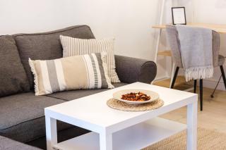 Sweet Home Old Town Poznań by Kramm Apartments - 1