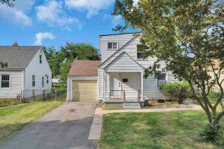 The Columbus Prime - 5 Bedroom 2 Bath- Parking - 2