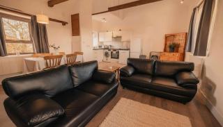 Spacious 2 Bedroom Coastal Cottage nr Bude - 2