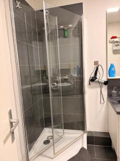 Ideal Point - Hamburg Ap - 1