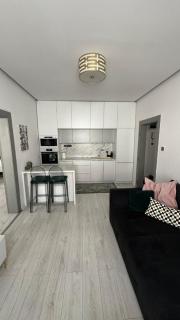 Zimná Family Apartment - 8