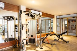 Ocean View 2BR Condo w Pool & Gym 10min to Marina - 6