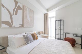 Business Bay 1br with High-Floor Views - 6