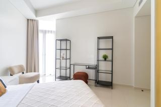 Business Bay 1br with High-Floor Views - 5