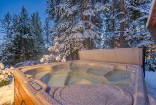 EJ's Point Walk to Beach - 9