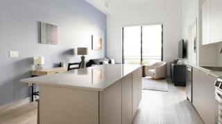 Landing Apartments - The Gardens Residences - 5