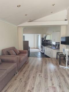 Greenstone Guesthouse - 9