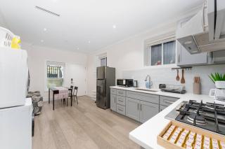 New Modern 2BR Suite near UBC Pacific Spirit Park - 0