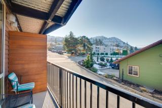 Resort-Style Condo with Lake Chelan and Mtn Views - Chelan - 7