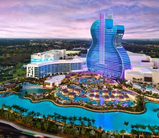 Private Studio with Patio-King Bed, Near Beach & Casinos - 4