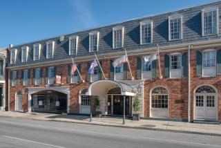 Best Western Plus French Quarter Courtyard Hotel - 1