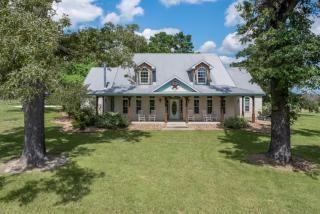 Ranch Views • Fire Pit • Sleeps 16 / 5 BR - 6