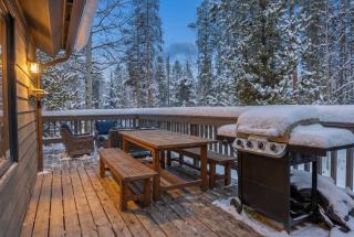 Peaceful 5BR Retreat with Hot Tub - 3